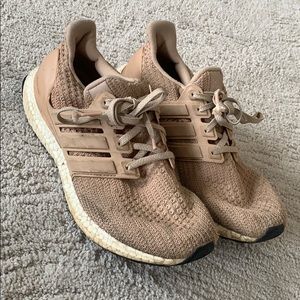 adidas ultraboost gym shoes